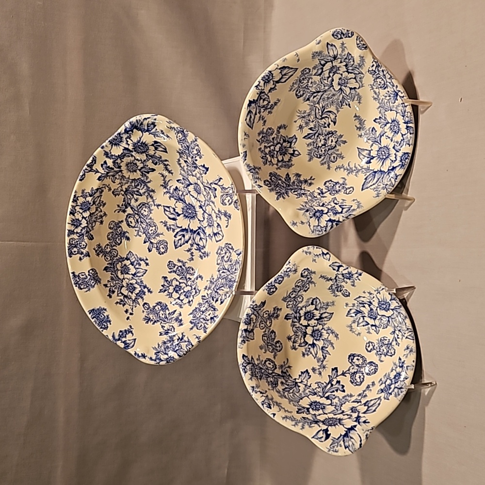 Taylor, Smith & Taylor Dogwood Blue Floral Bowls
